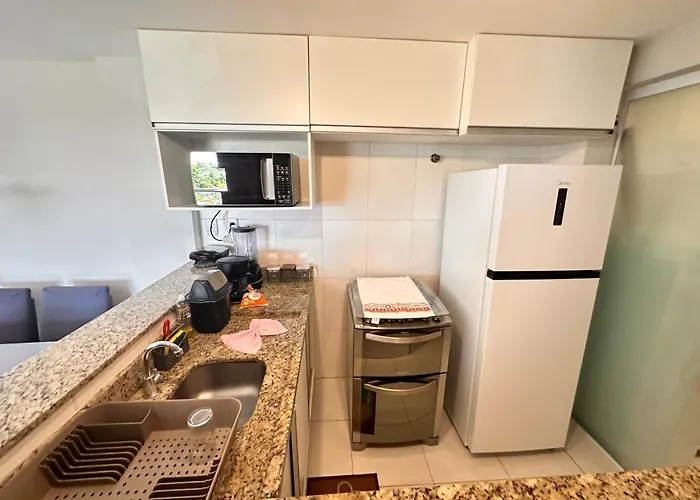 Guarajuba Paraiso Das Aguas - Apt 2 Quartos Com Ar E Tv Em Todos Os Comodos - Incluso Roupa De Cama E Banho - Filtro De Agua Gelada E Maquina De Lavar Dentro Do Apt - Total Conforto Para Vc E Sua Familia - Cond A Beira Da Lagoa E Perto Da Praia